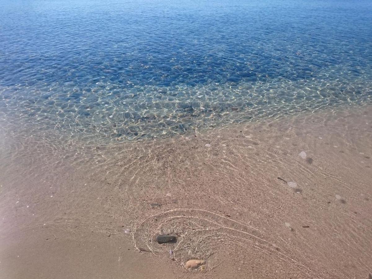 Апартаменты Un Po Di Relax A Pochi Passi Dal Mare! Арбатакс Экстерьер фото